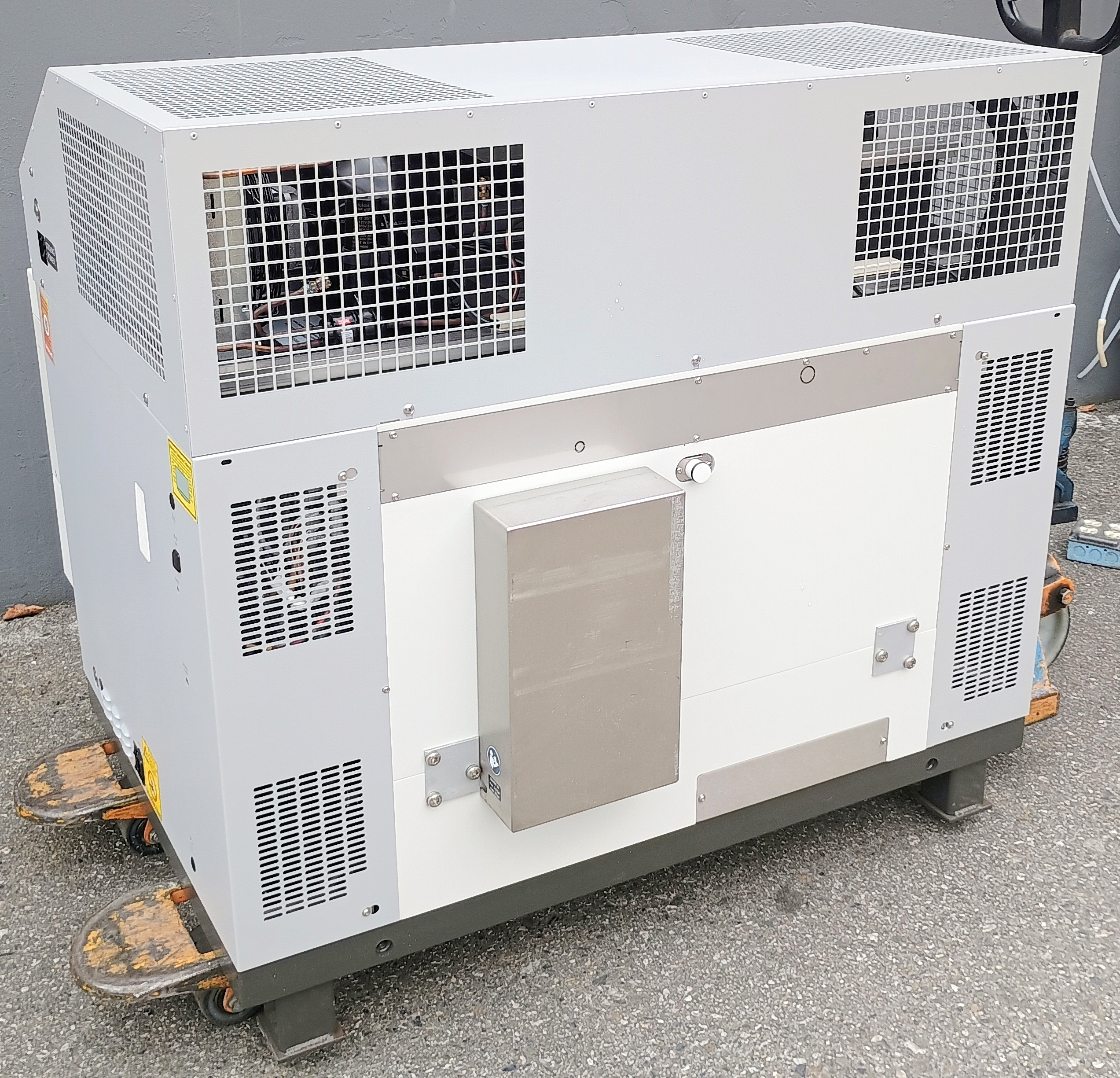 Refurbished Infors HT Multitron MUT4 3mm Incubator Shaker with Humidity/Refrigeration