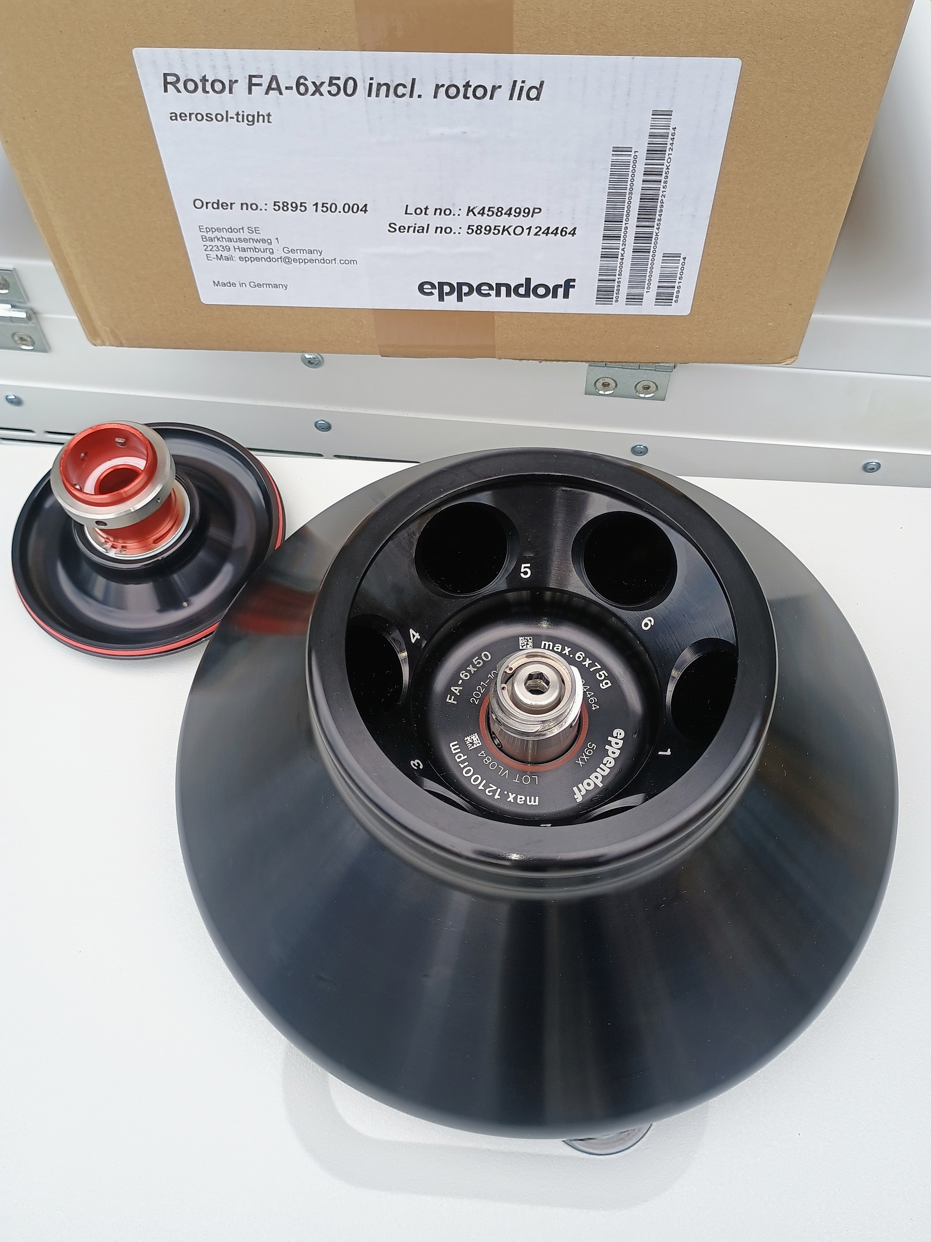 Refurbished Eppendorf 5910Ri Refrigerated Benchtop Centrifuge w/ S-4xUniversal Rotor + Adapters + FA-6x50 Rotor