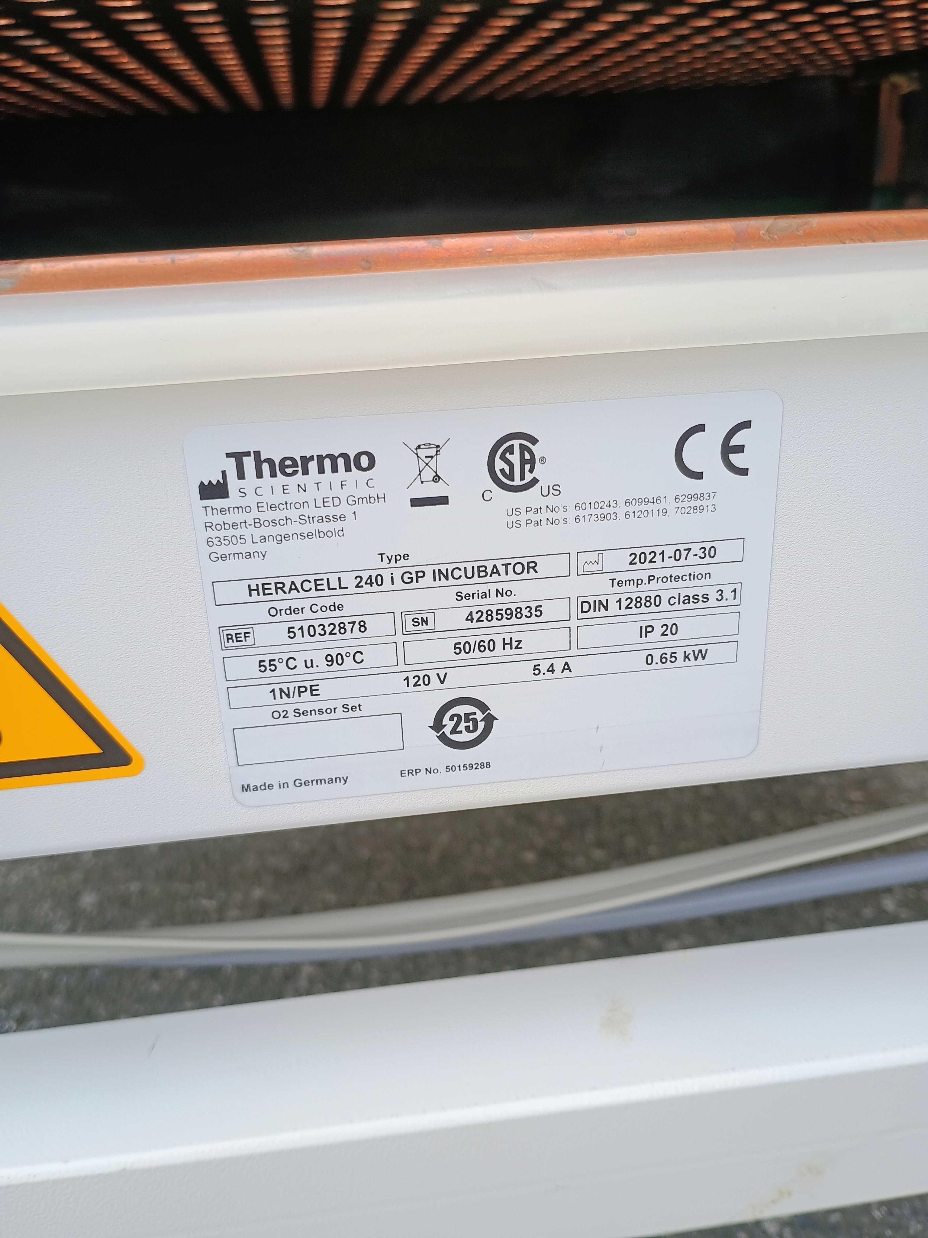 Refurbished Thermo HERAcell 240i Air-Jacketed CO2 Incubator