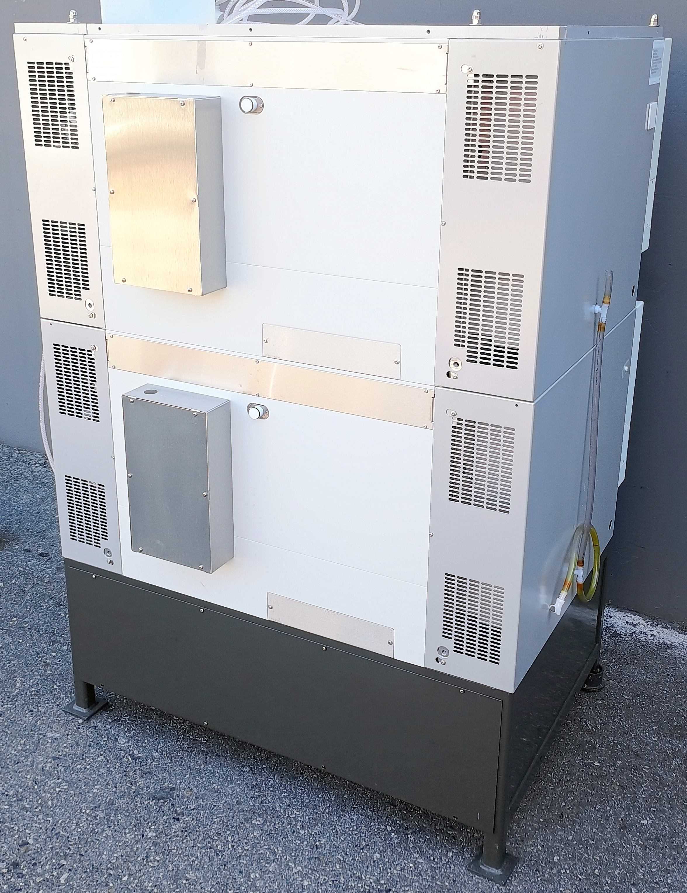 Refurbished Infors HT Multitron MUT4 Incubator Shaker Double Stack with CO2/Humidity