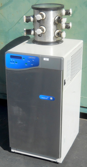 Refurbished Labconco Freezone 4.5 Manifold Freeze Dryer / Lyophilizer