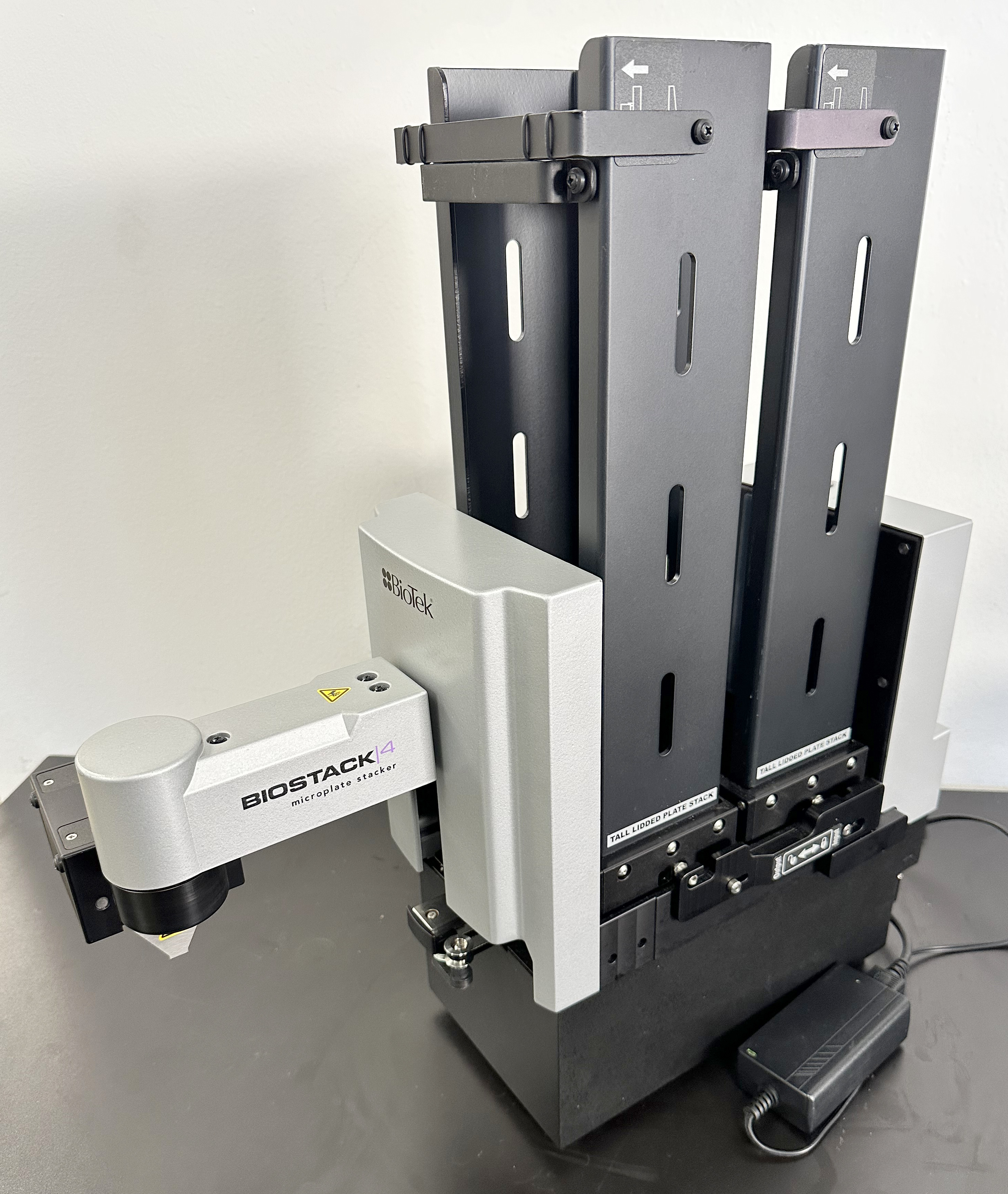 Refurbished BioTek Biostack4 Microplate Stacker