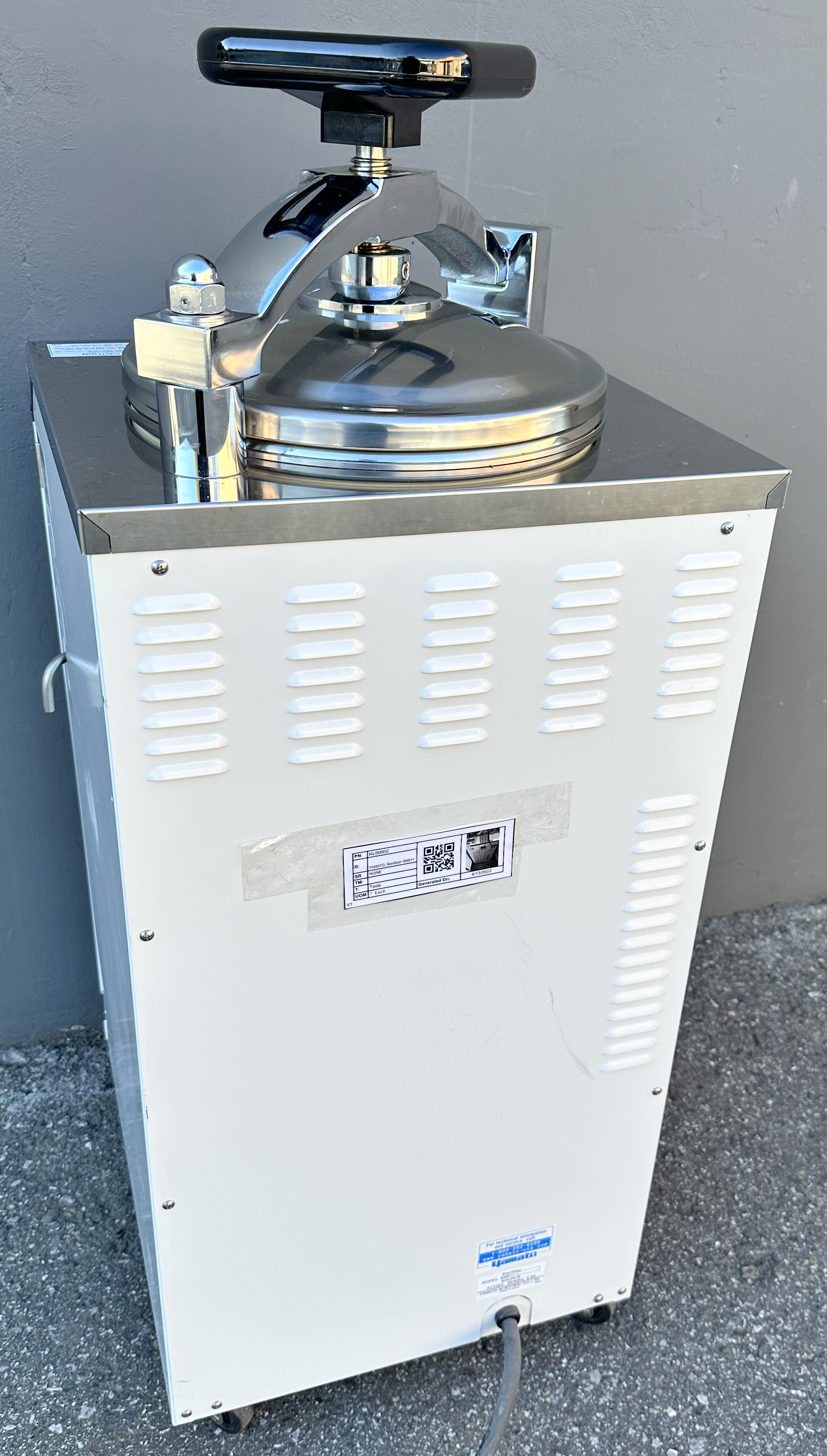 Refurbished SM511 Autoclave / Steam Sterilizer