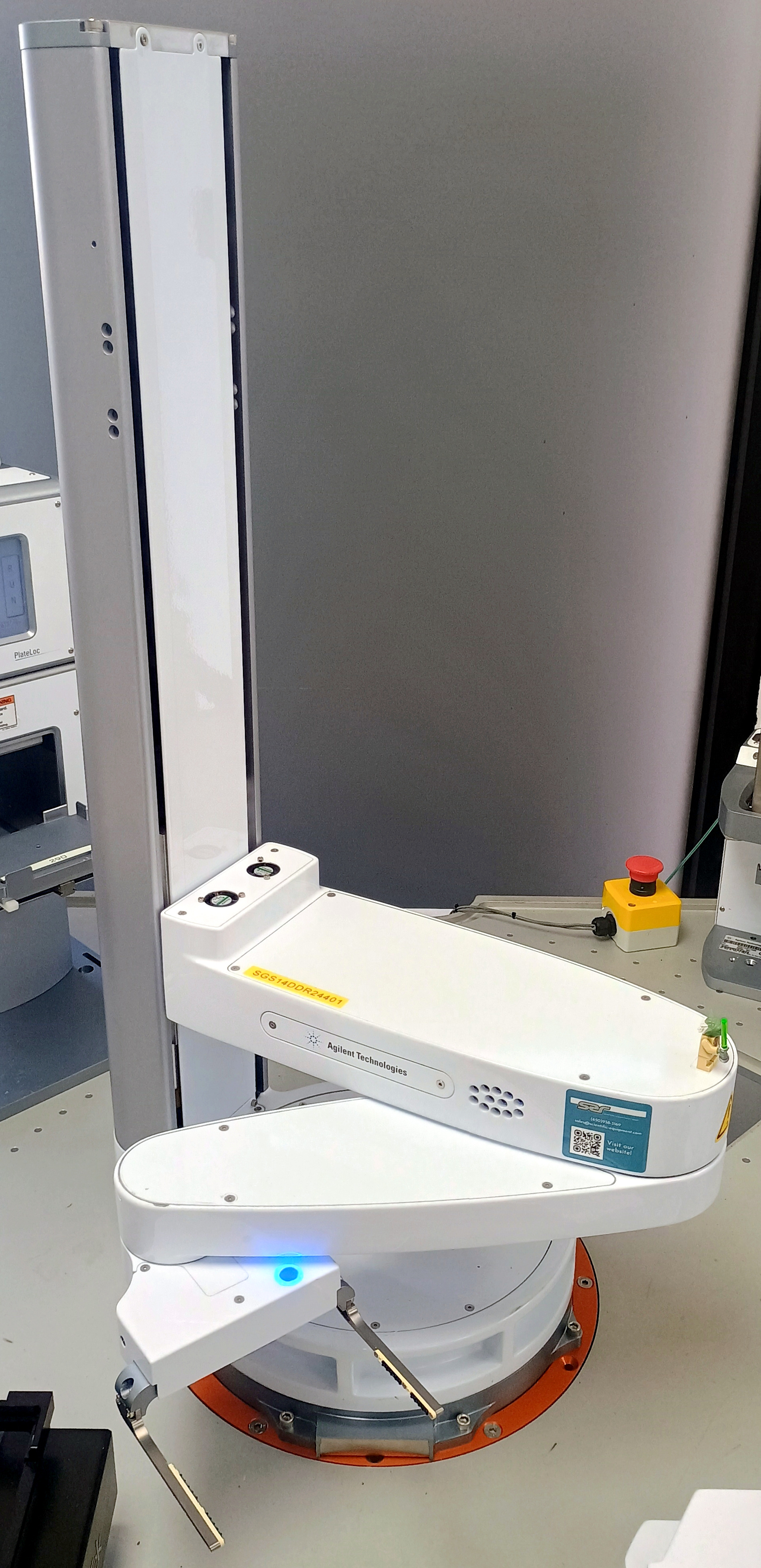 Refurbished Agilent DDR Direct Drive Microplate Robot Arm with Power Supply Controller