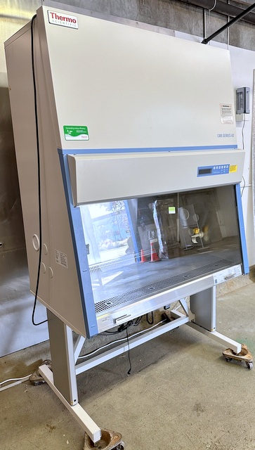 Refurbished Thermo 4ft. 1345 Biosafety Cabinet