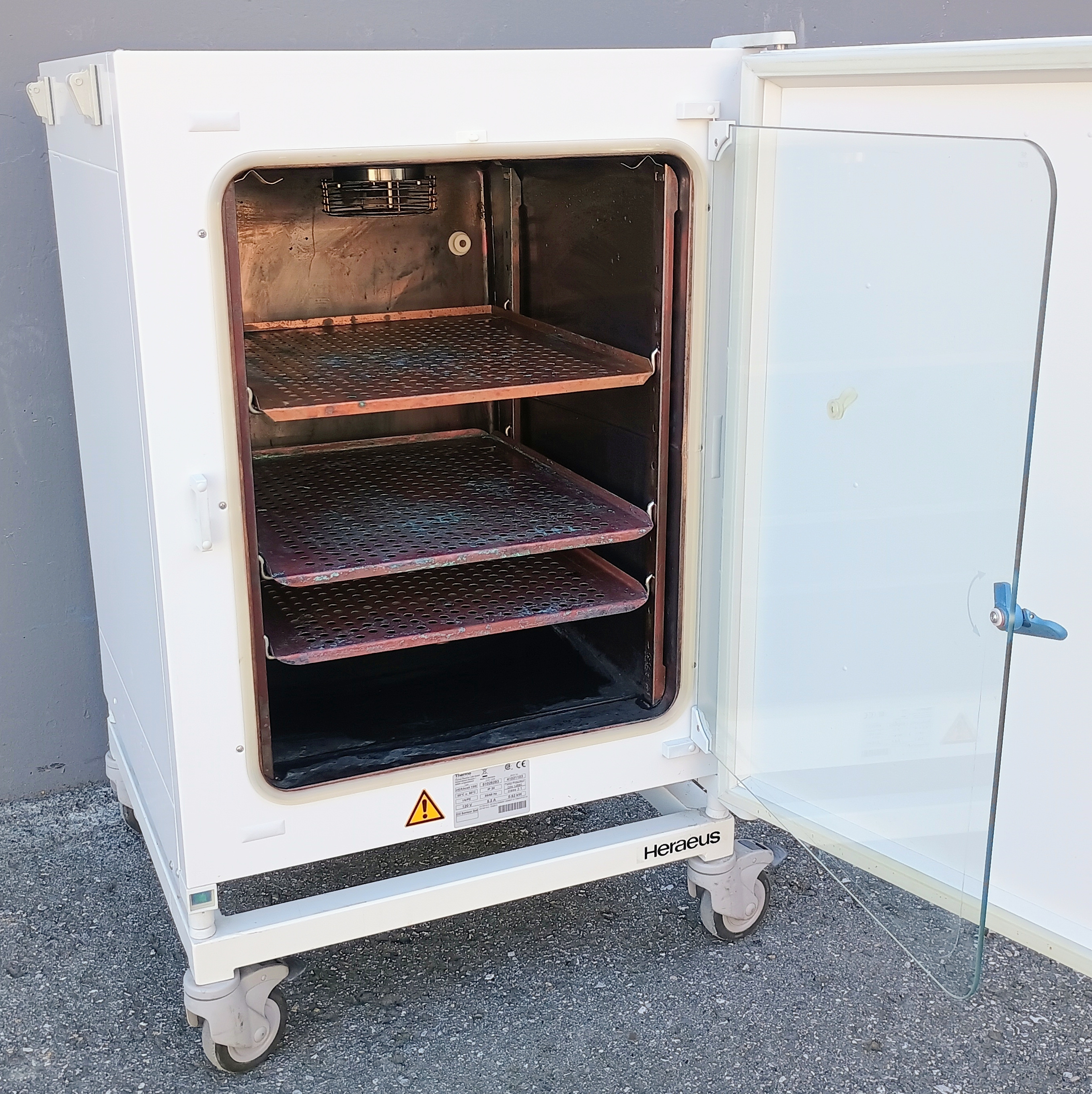 Refurbished Thermo HERAcell 150i Air-Jacketed CO2 Incubator