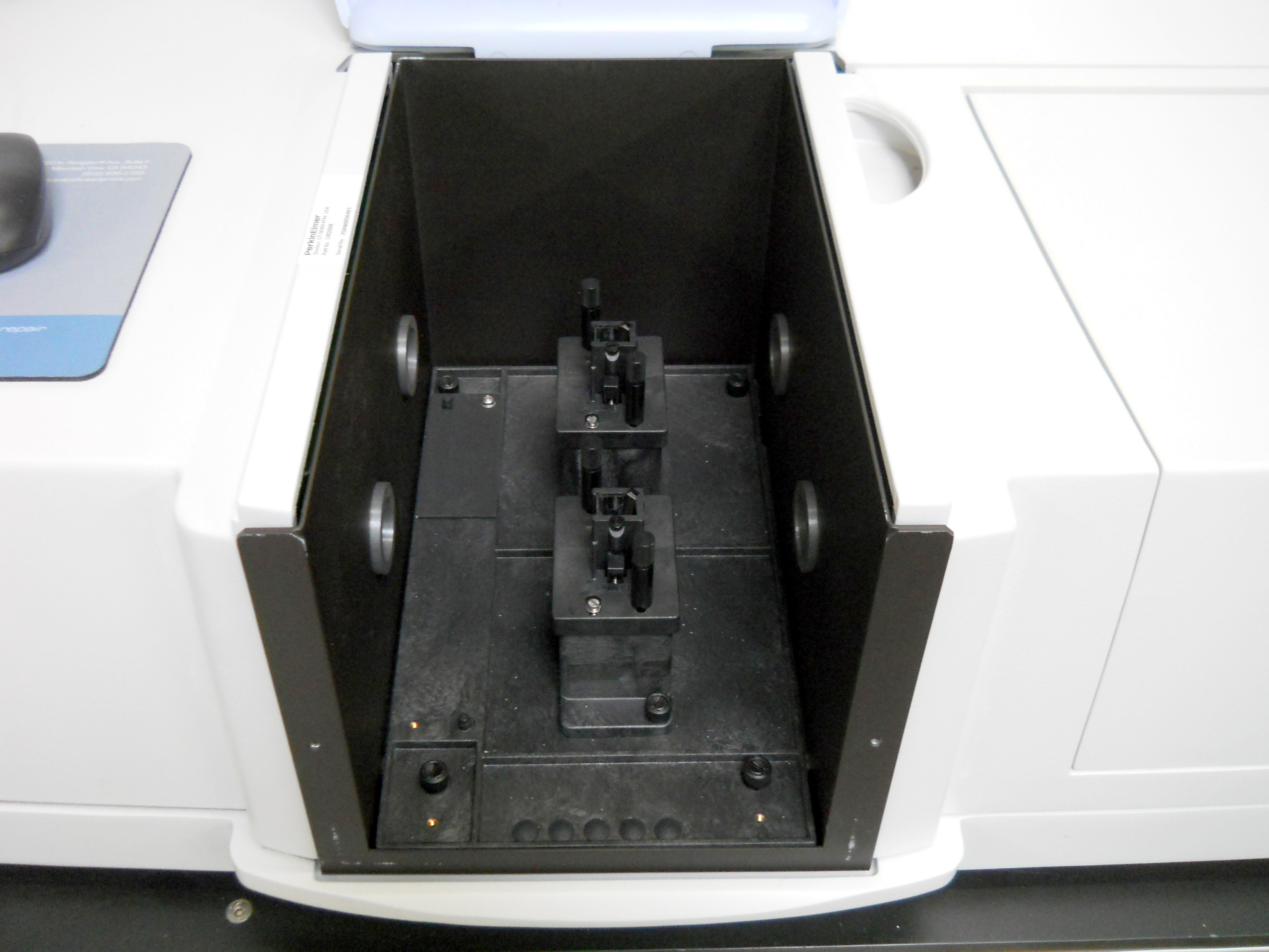Used Perkin Elmer Lambda 750S UV/Vis/NIR Spectrophotometer
