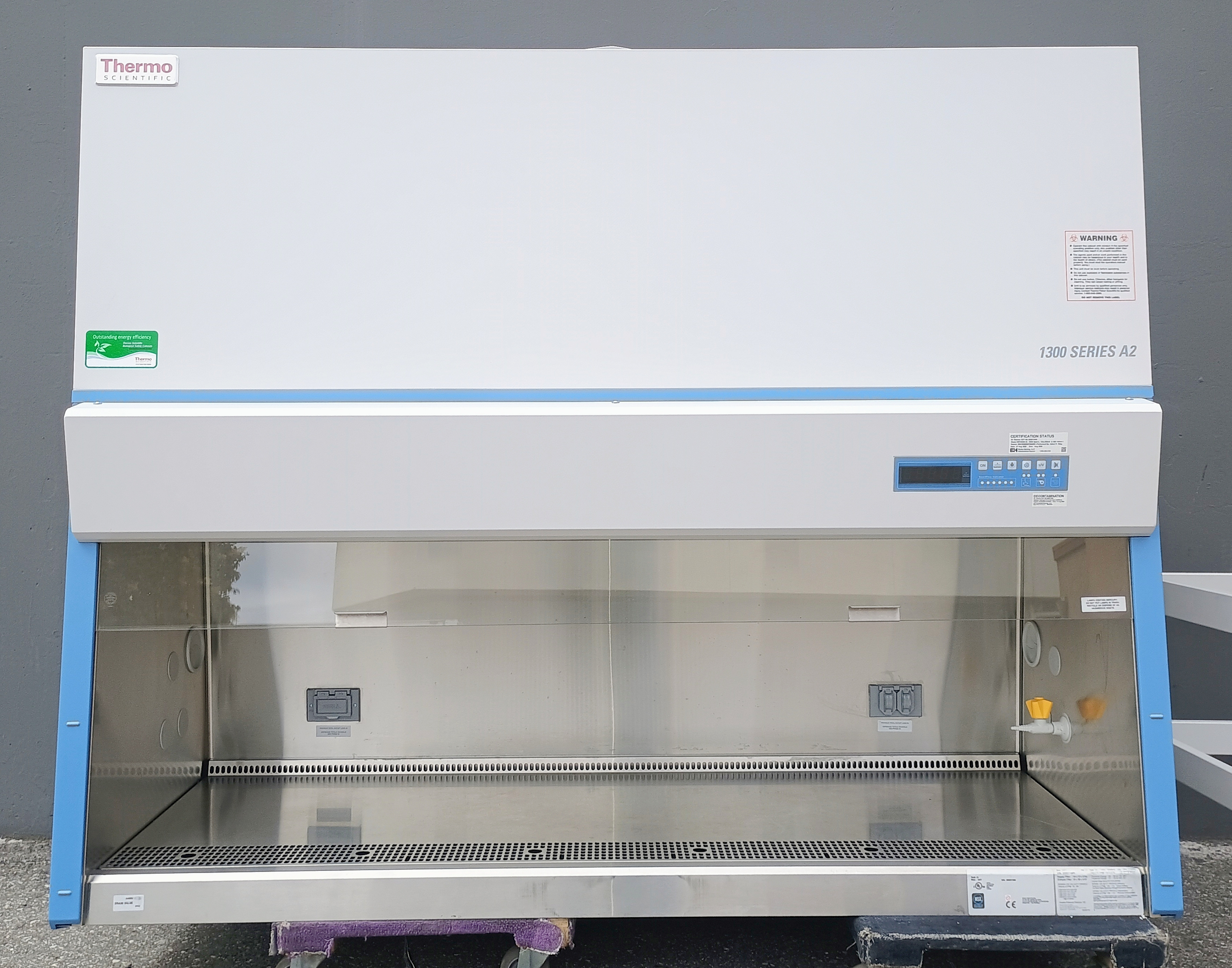 Refurbished Thermo 6ft. 1377 Biosafety Cabinet