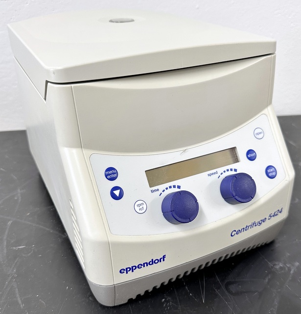 Refurbished Eppendorf 5424 Benchtop Microcentrifuge