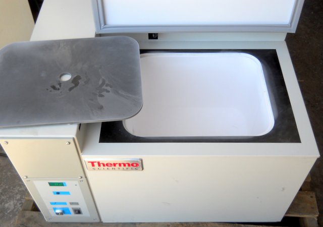 Refurbished Thermo ULT185-5-A -80ºC Ultra-Low Temperature Benchtop Freezer