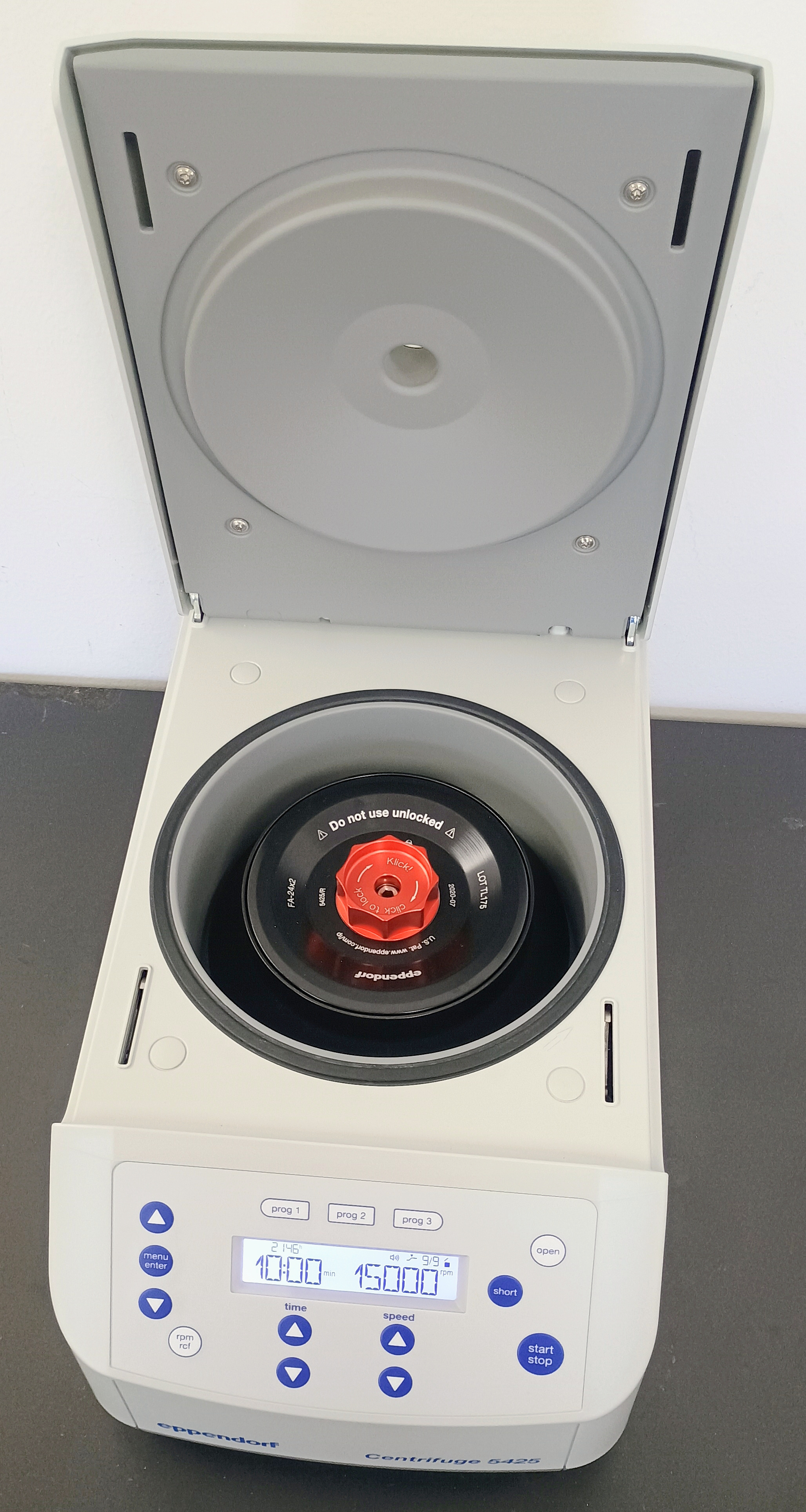 Refurbished Eppendorf 5425 Benchtop Microcentrifuge