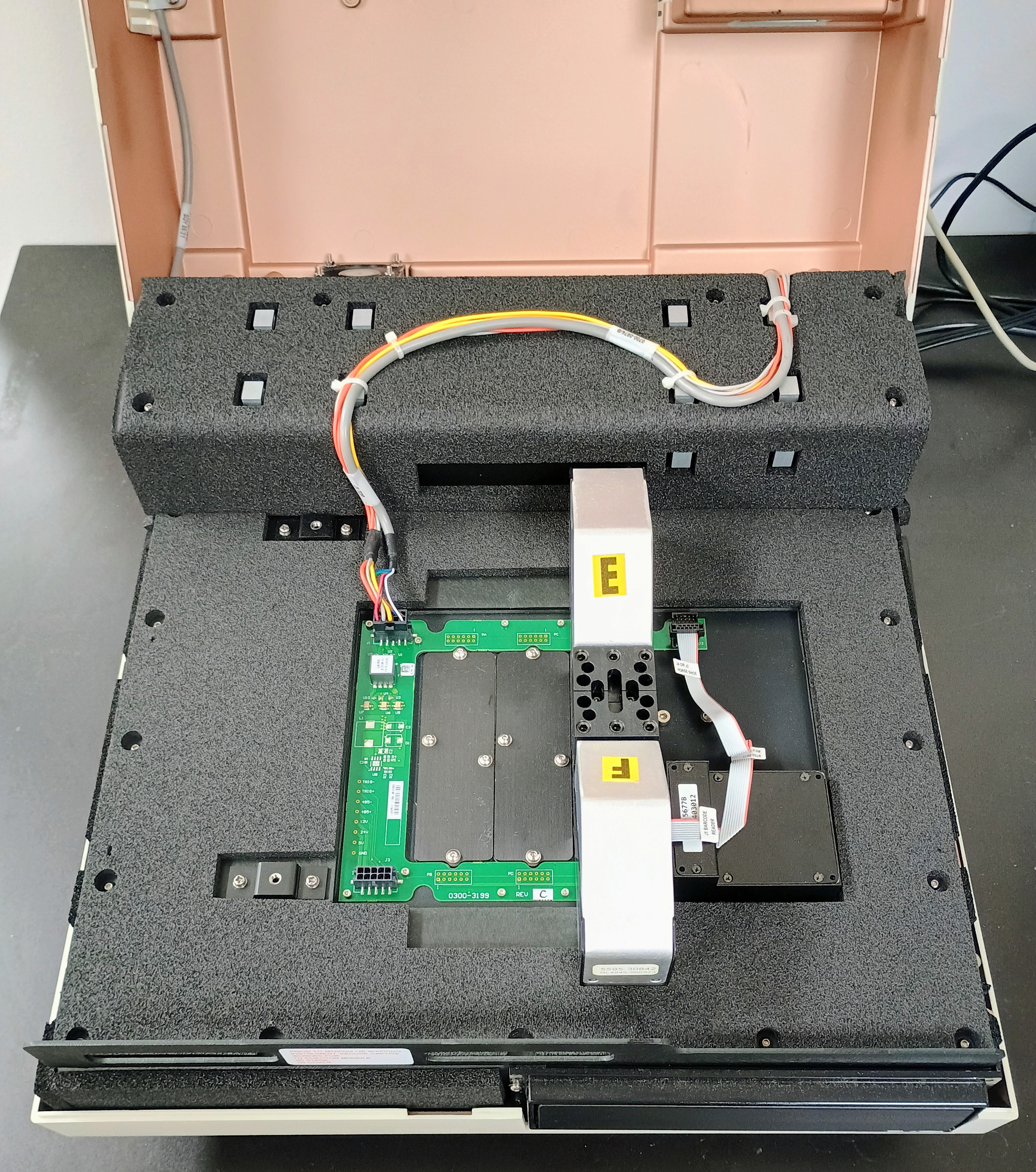 Used Molecular Devices SpectraMax L Microplate Luminometer