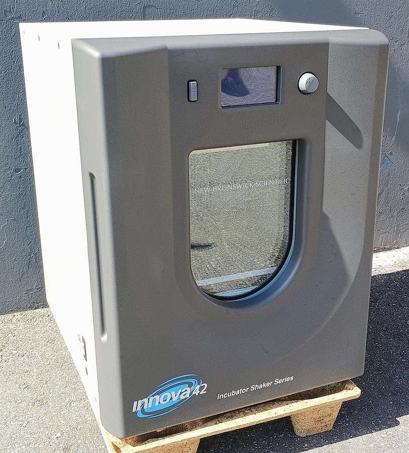 Refurbished Eppendorf / New Brunswick Innova 42R Refrigerated Incubator Shaker
