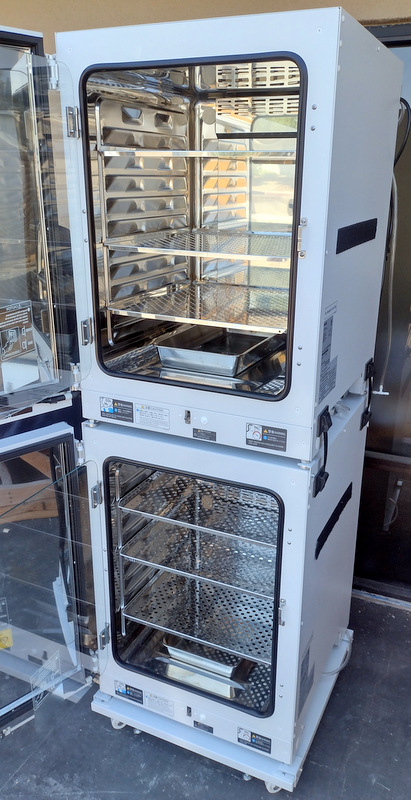 Refurbished PHCbi Cell-IQ MCO-170AICUVHL-PA Dual-Chamber Air-Jacketed CO2 Incubators