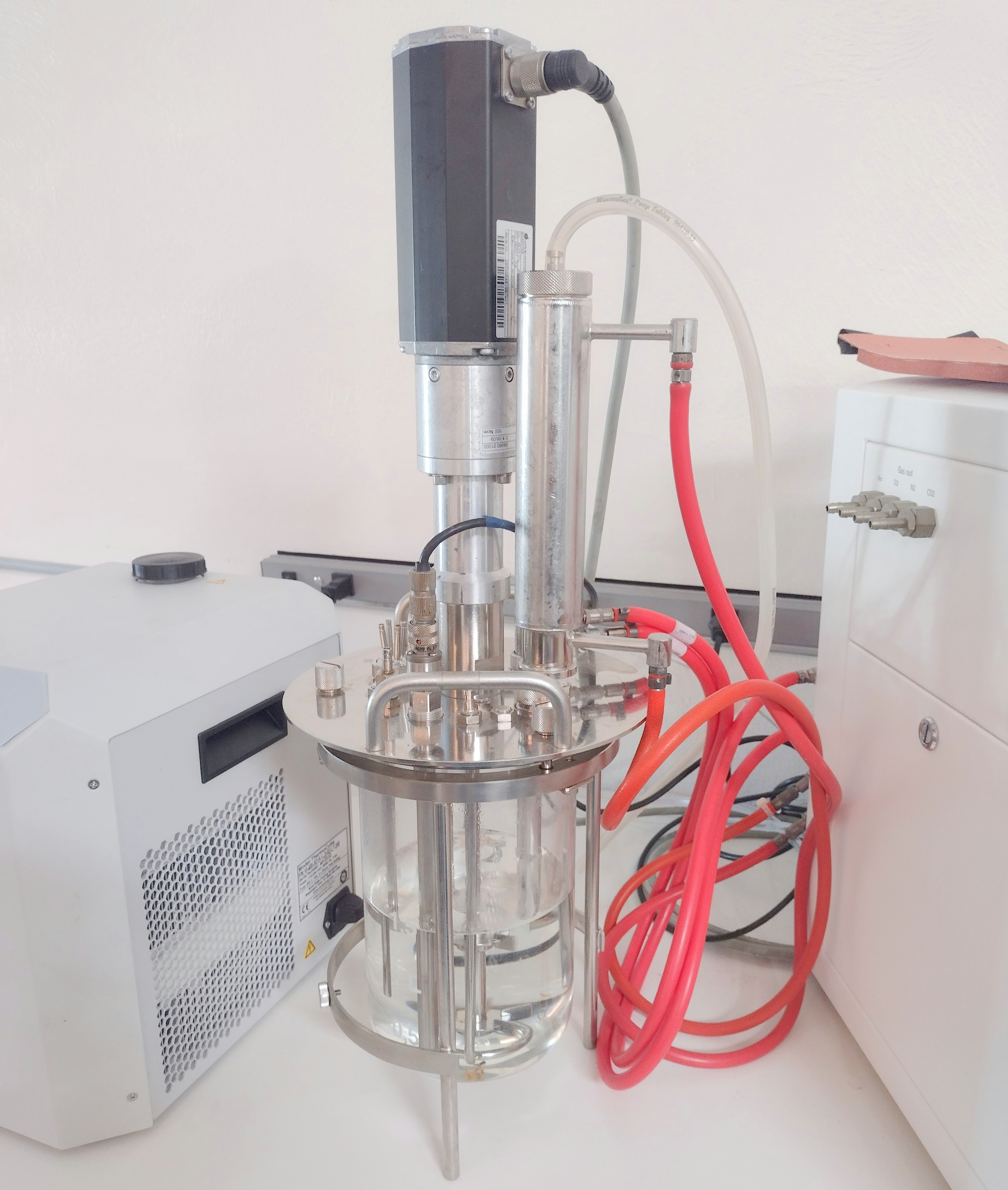 Refurbished Sartorius BIOSTAT Aplus Fermentor/Bioreactor System CC Version