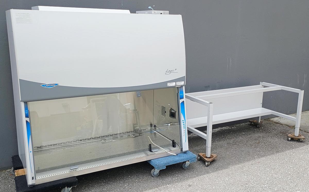 Refurbished Labconco 5ft. Purifier Logic+ Biosafety Cabinet