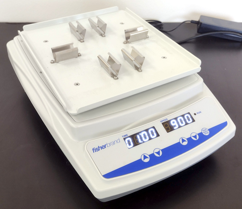 Refurbished Fisher Model no. 88861023 Microplate Shaker