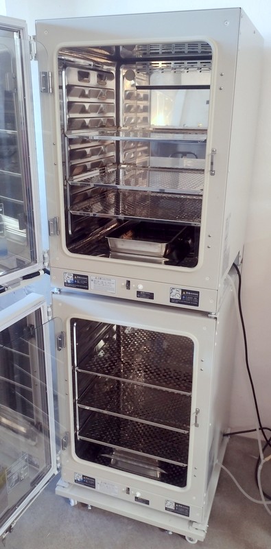 Refurbished Panasonic Cell-IQ MCO-170AICUV-PA Dual-Chamber Air-Jacketed CO2 Incubators