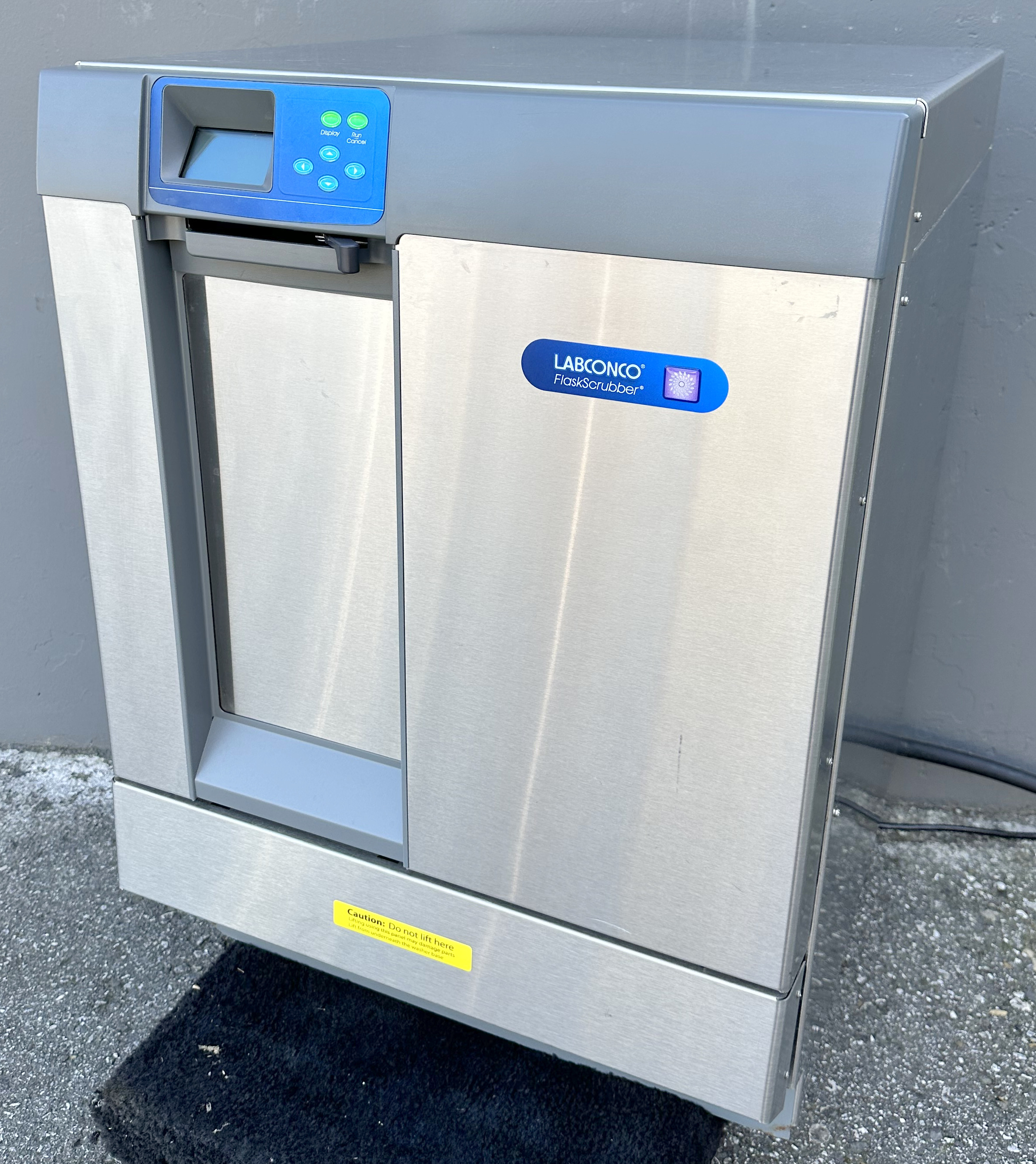 Refurbished Labconco Catalog no. 4420420 FlaskScrubber Glassware Washer