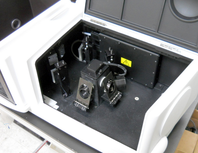 Refurbished Perkin Elmer Lambda 750S UV/Vis/NIR Spectrophotometer