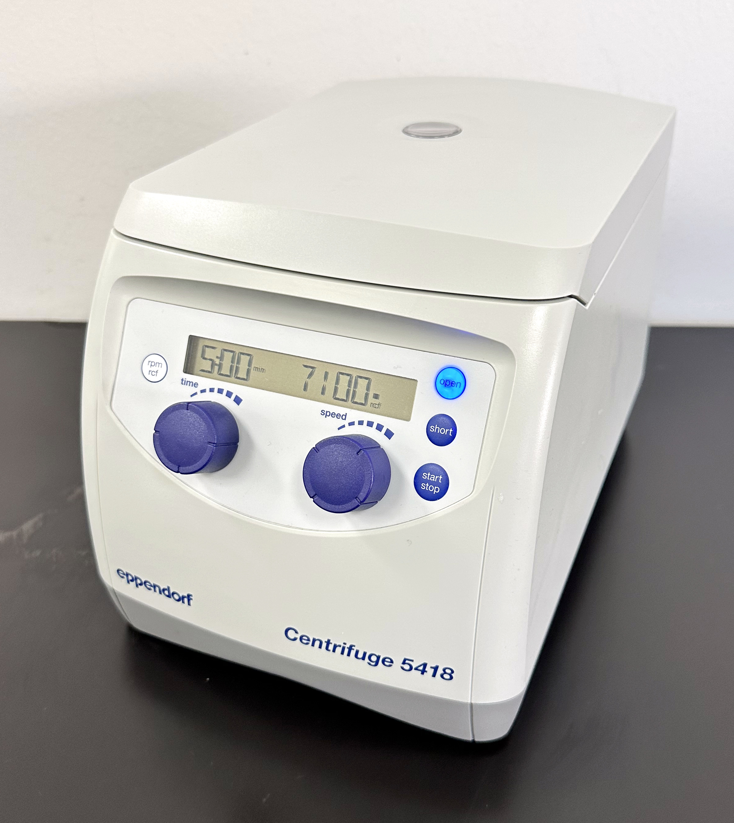 Refurbished Eppendorf 5418 Benchtop Microcentrifuge