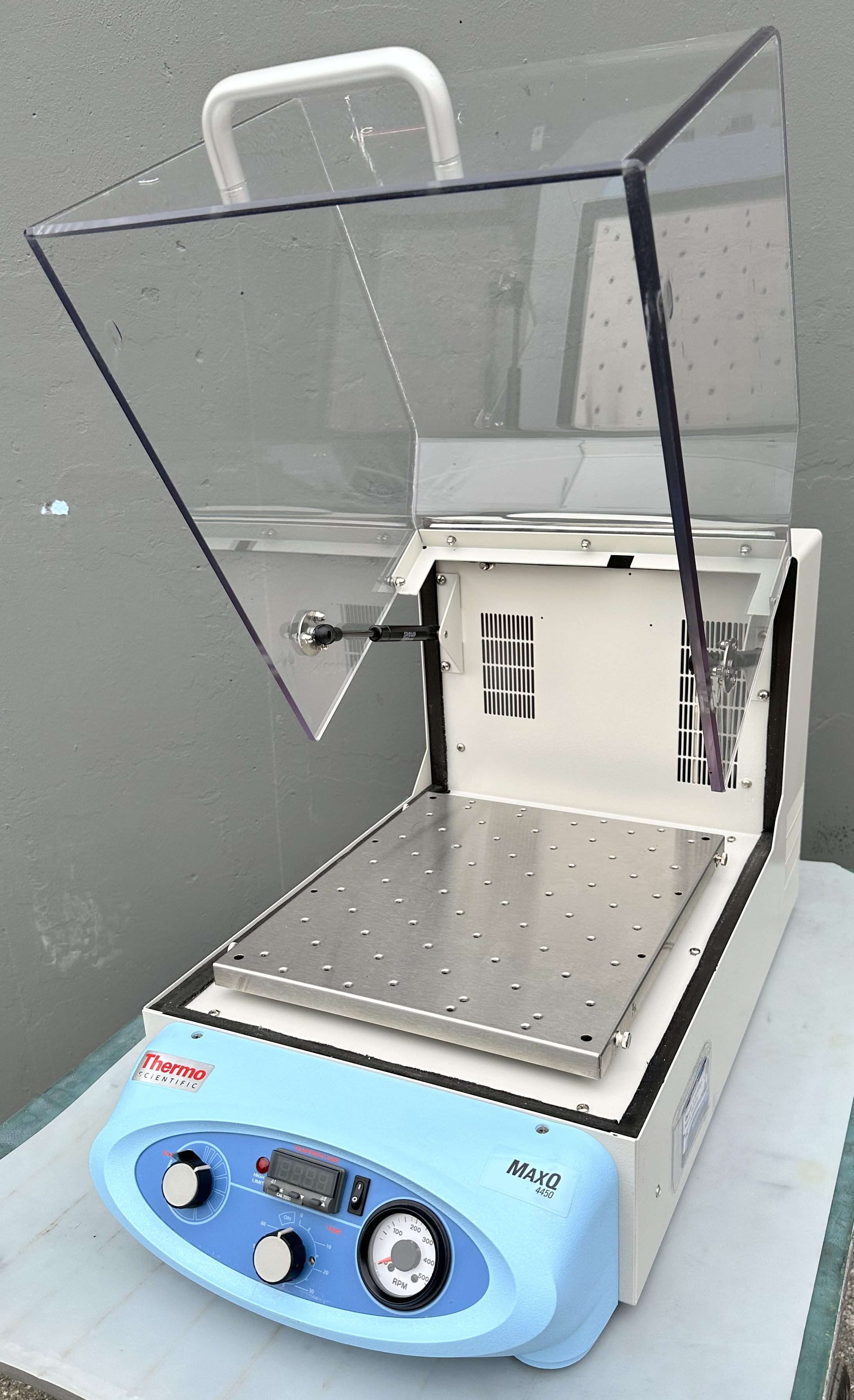 Refurbished Thermo MaxQ 4450 Incubator Shaker