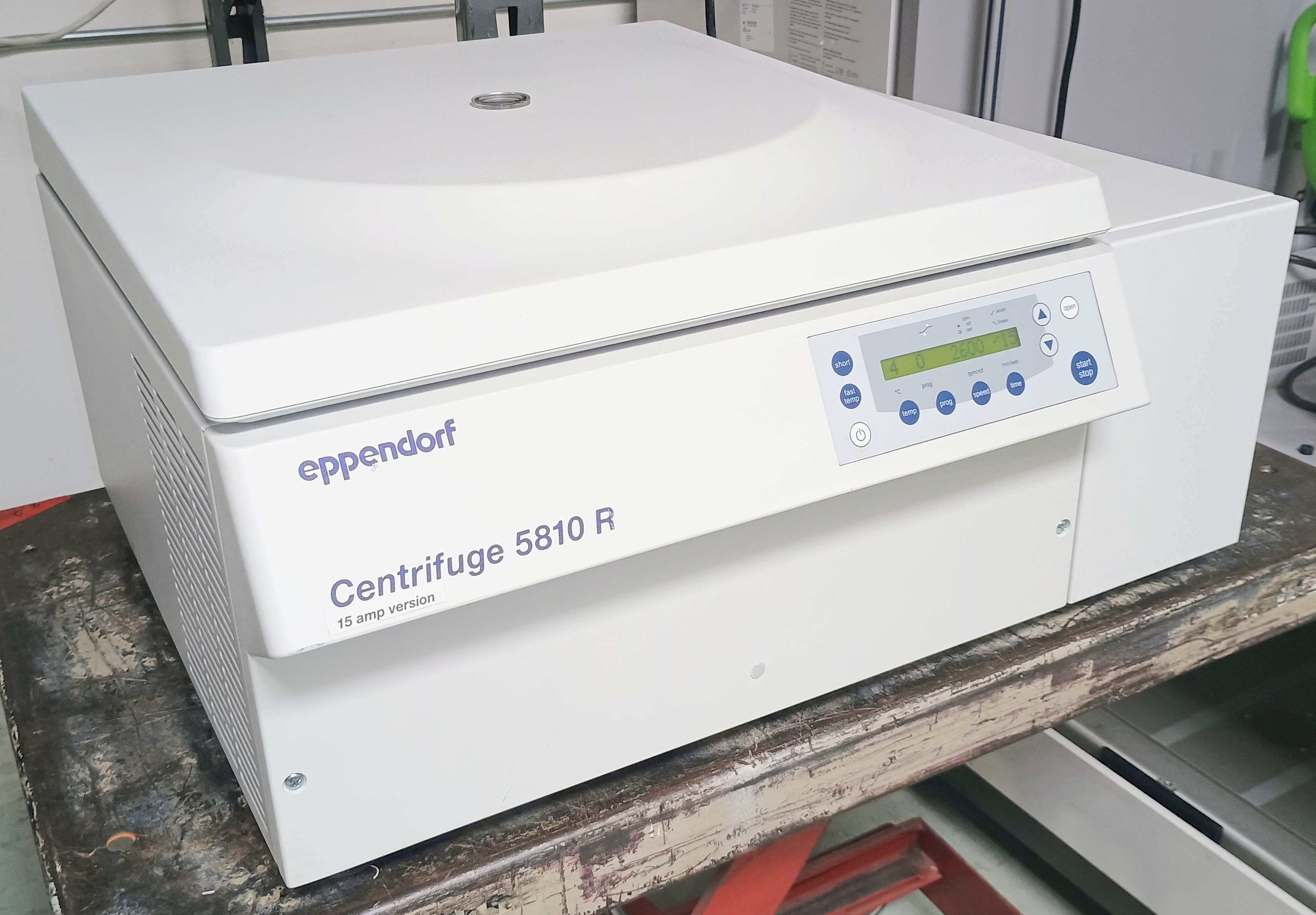 Refurbished 5810R Refrigerated Benchtop Centrifuge