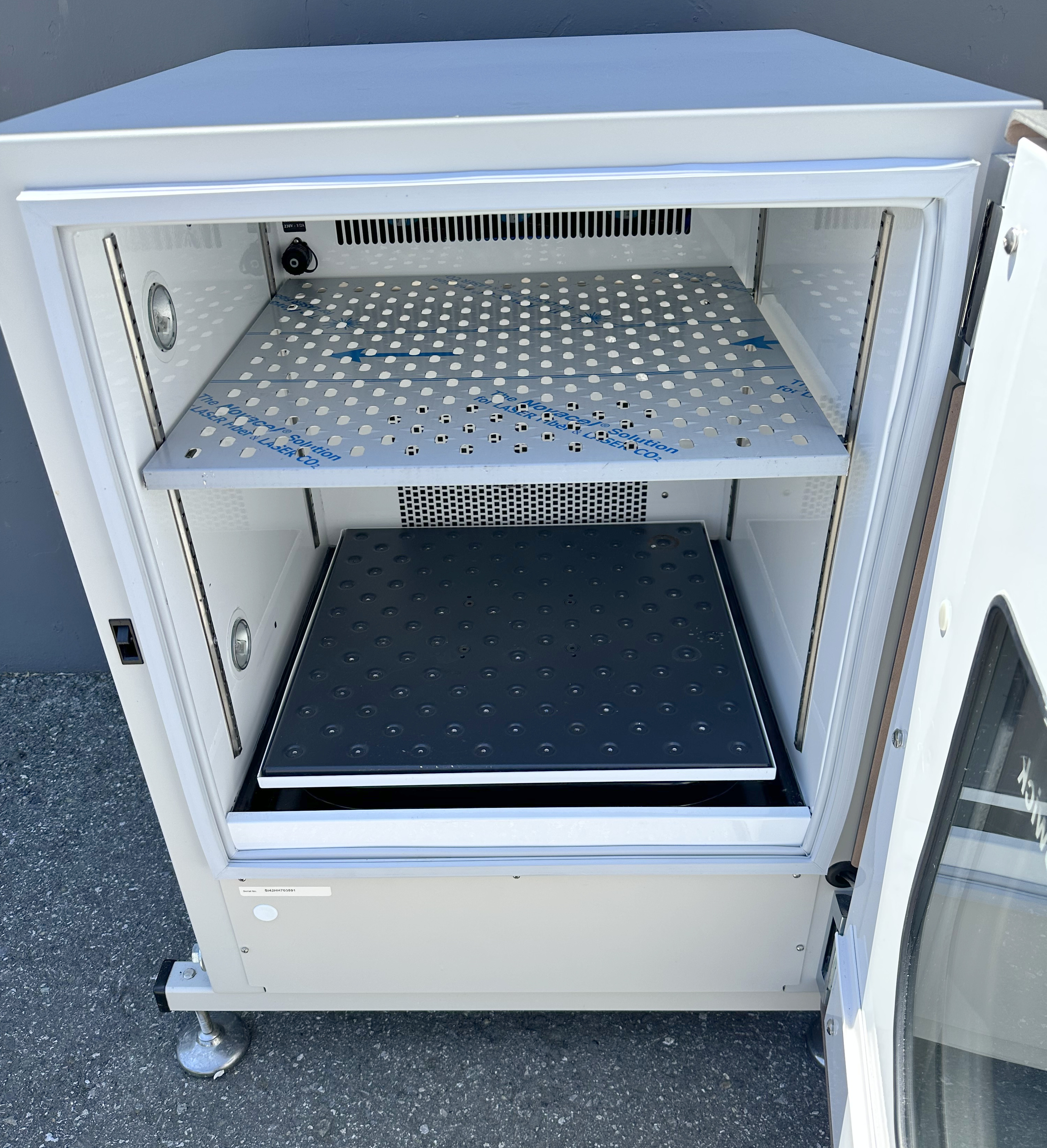 Refurbished Eppendorf / New Brunswick Innova 42R Refrigerated Incubator Shaker