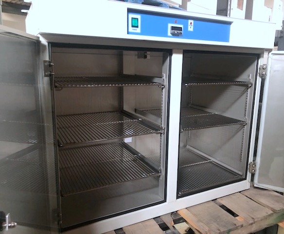 Refurbished Thermo 6877 Benchtop Incubator
