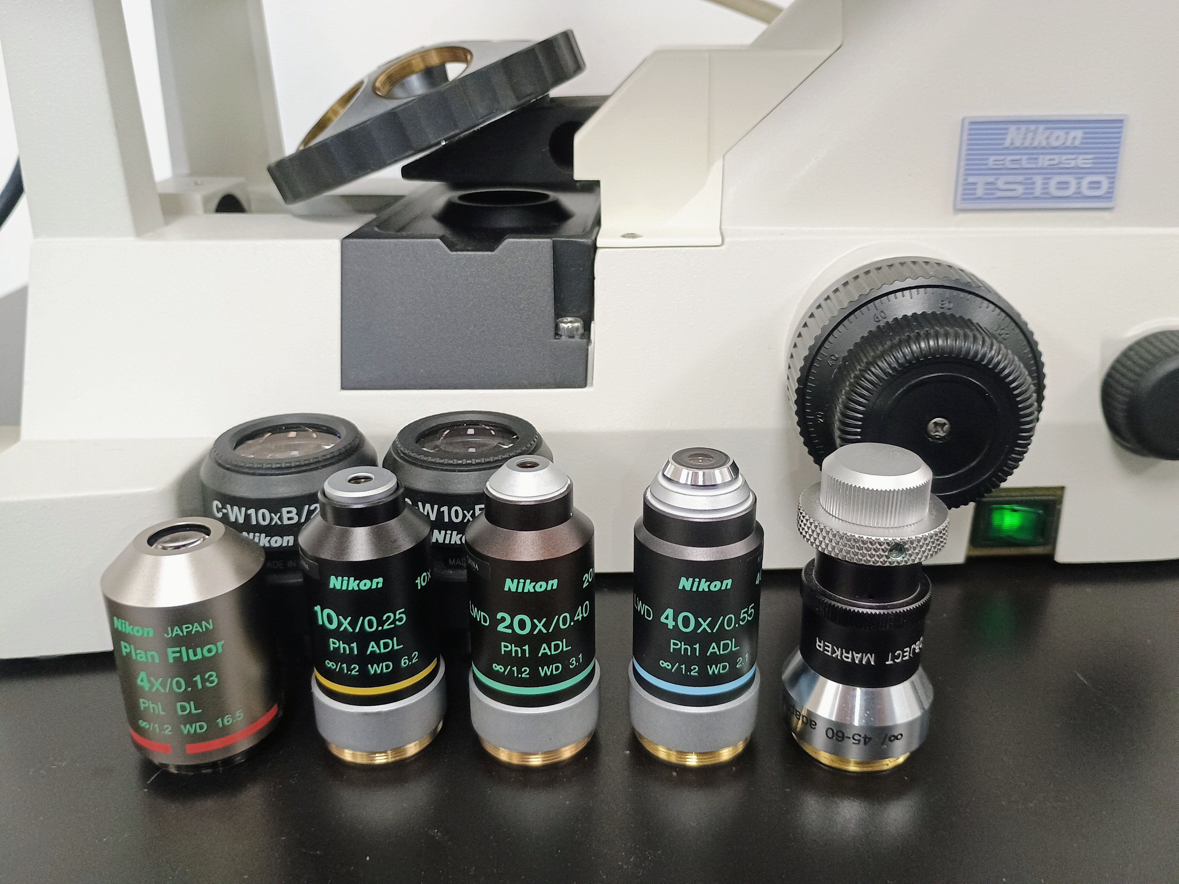 Refurbished Nikon Eclipse TS100 Inverted Phase Contrast Microscope - Trino w/ Nikon DS-Fi1 Camera