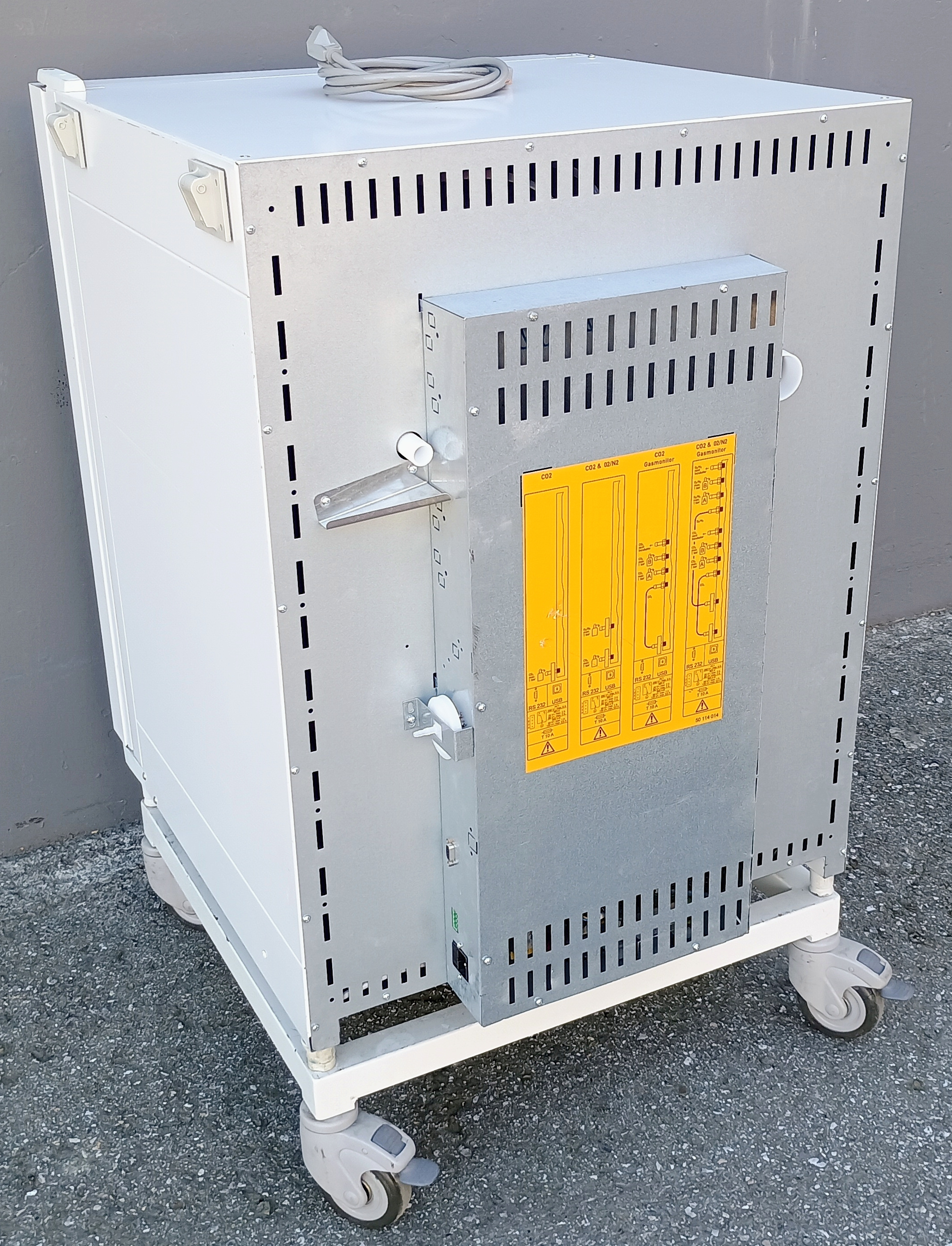 Refurbished Thermo HERAcell 150i Air-Jacketed CO2 Incubator