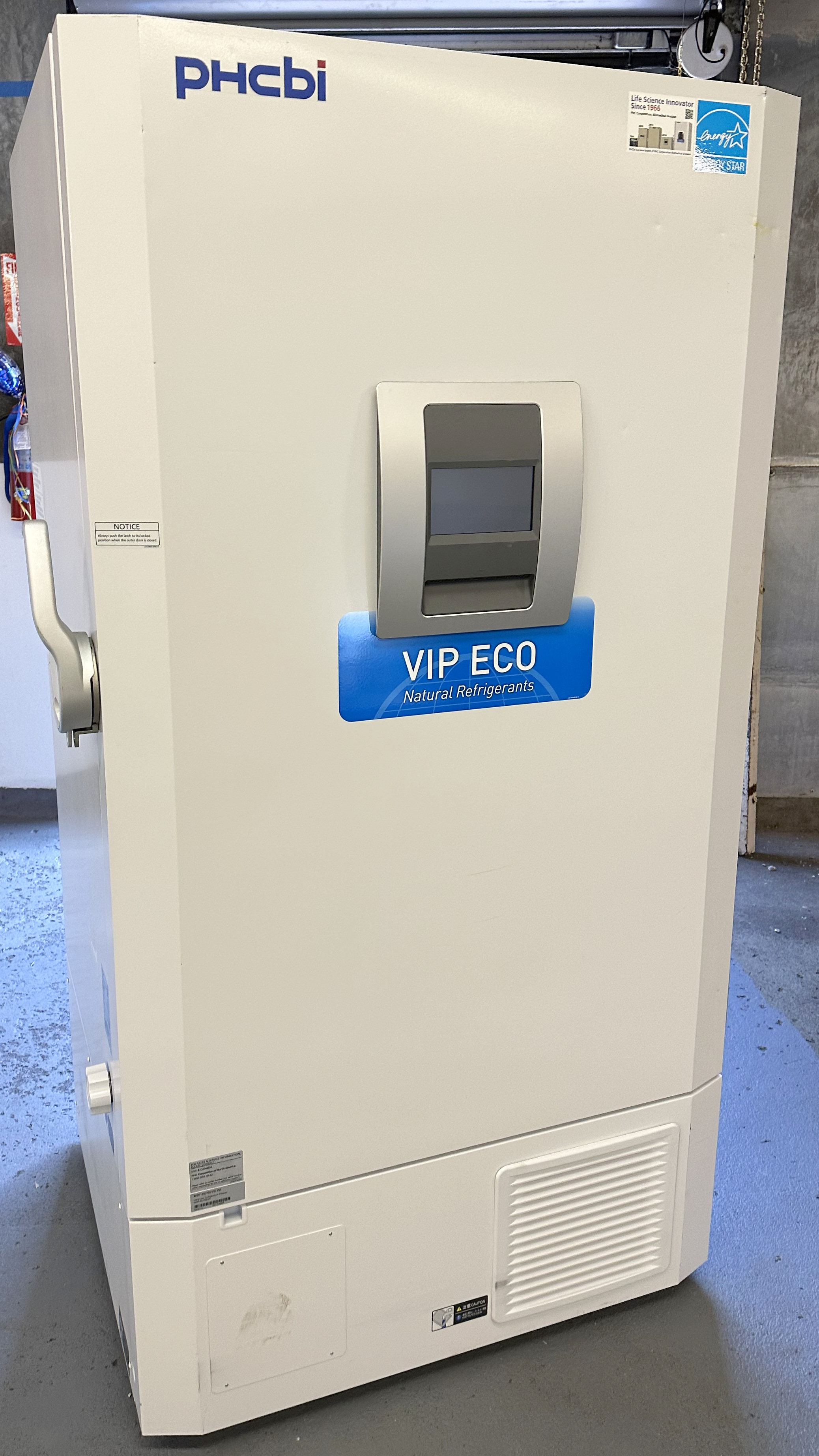 Used MDF-DU702VH-PA VIP ECO -80ºC Ultra-Low Temperature Freezer 220 Volt