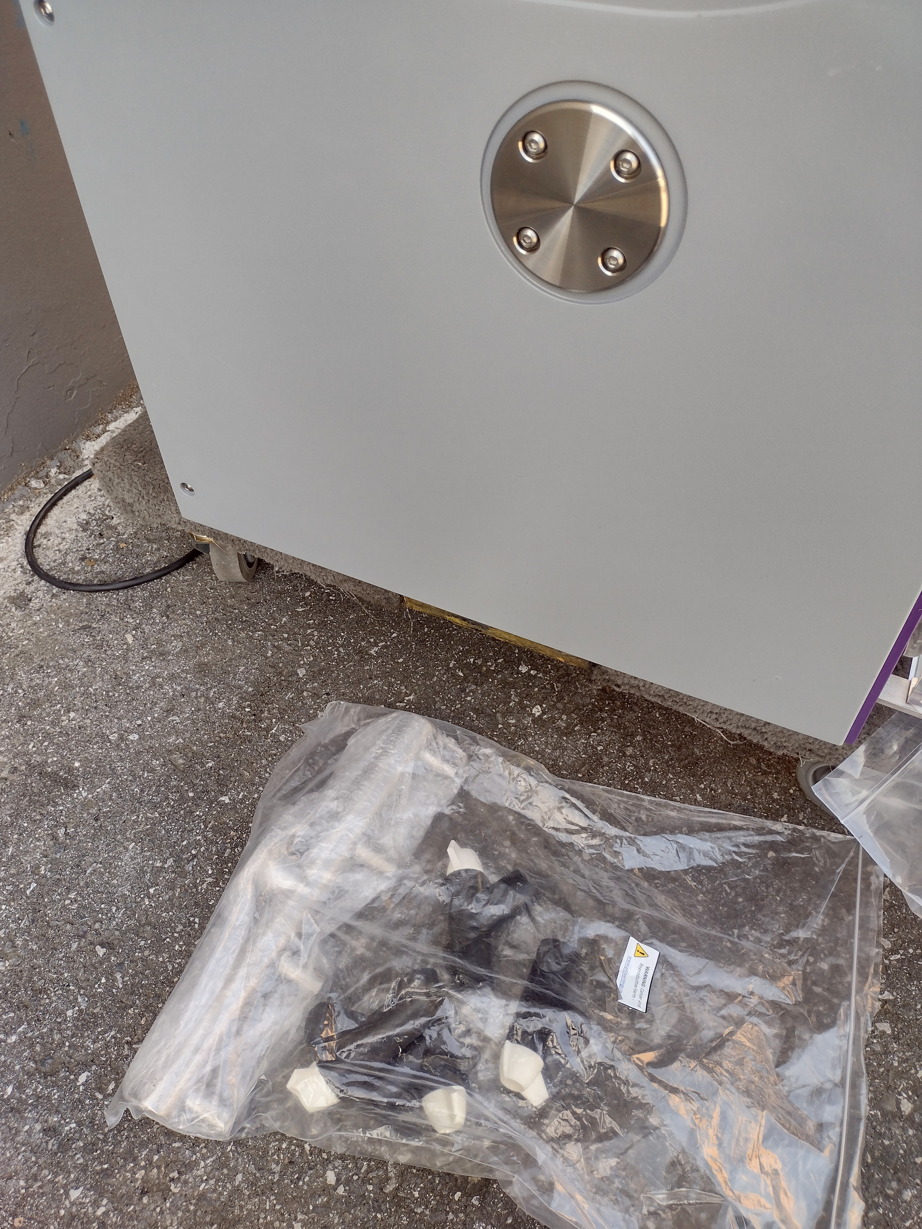 Used SP Scientific AdVantage Pro ADP-S3EL-EVA-X Freeze Dryer / Lyophilizer with Stoppering