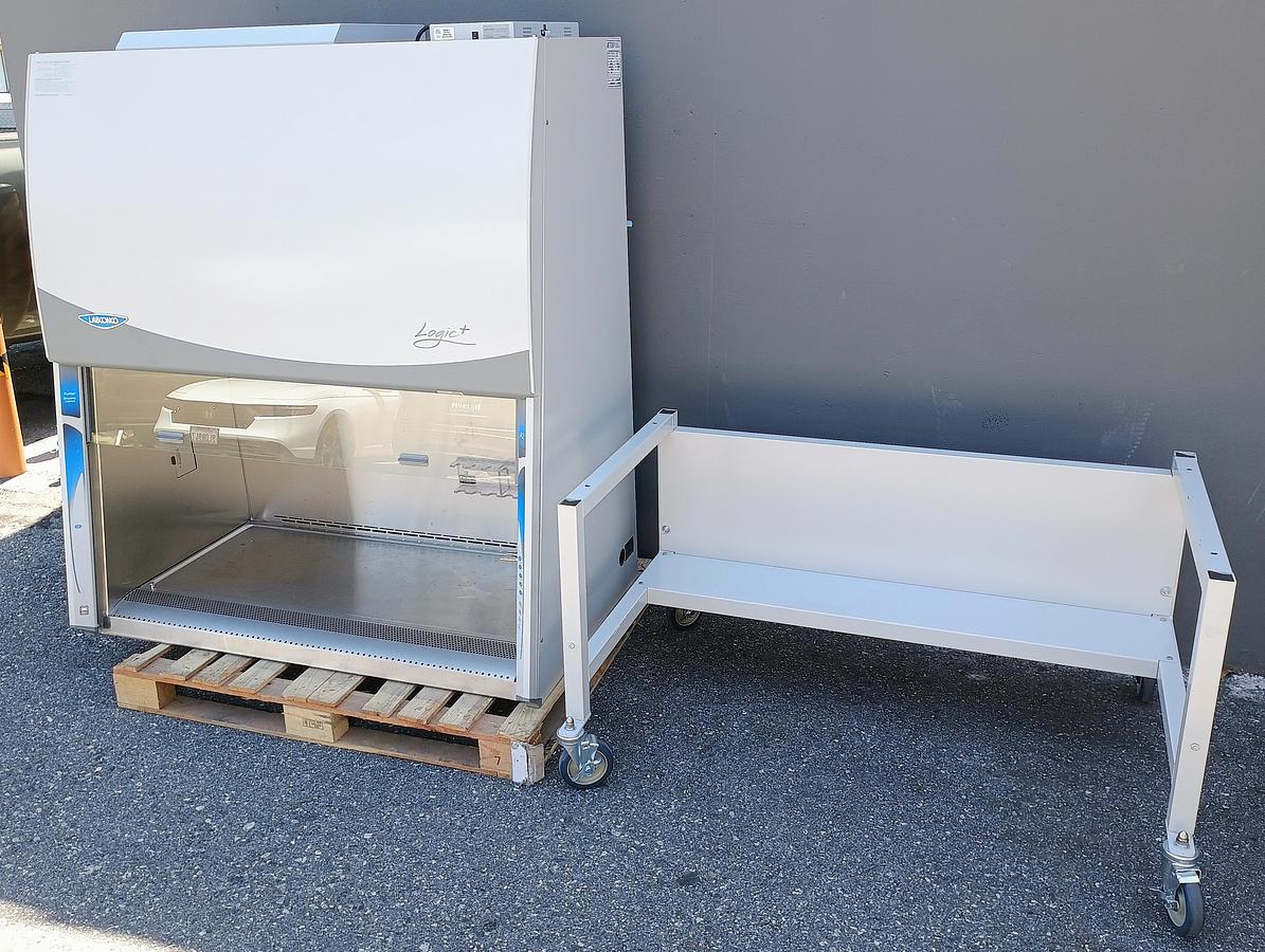 Refurbished Labconco 4ft. Purifier Logic+ Biosafety Cabinet