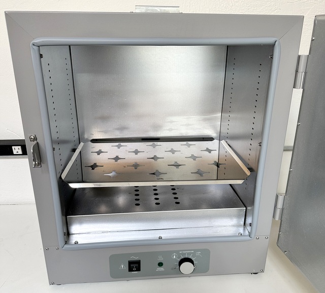 Used VWR 1305U Laboratory Oven