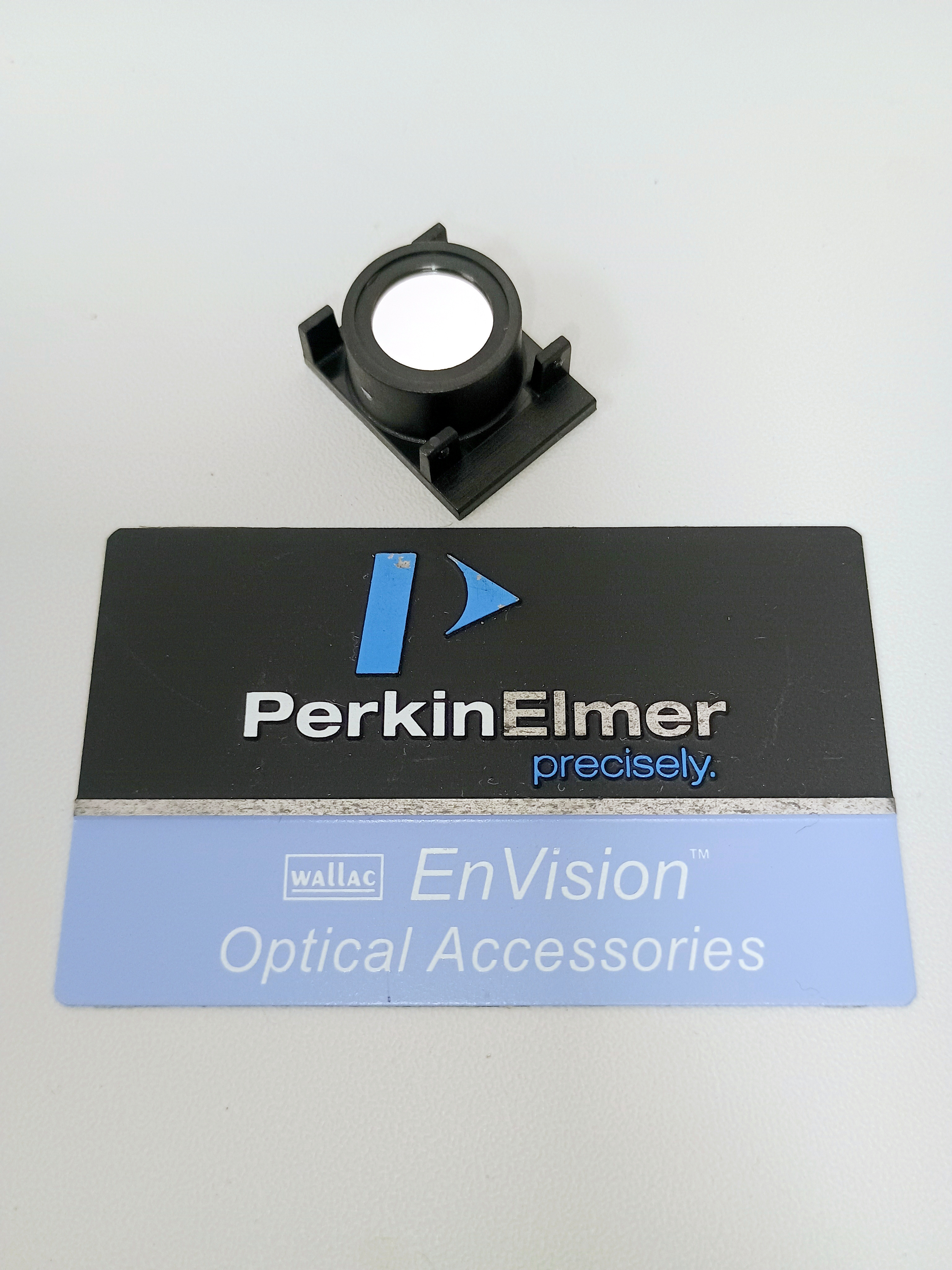 Used Perkin Elmer / Revvity EnVision Dysprosium 572/7.5 Emission Filter #2100-5080