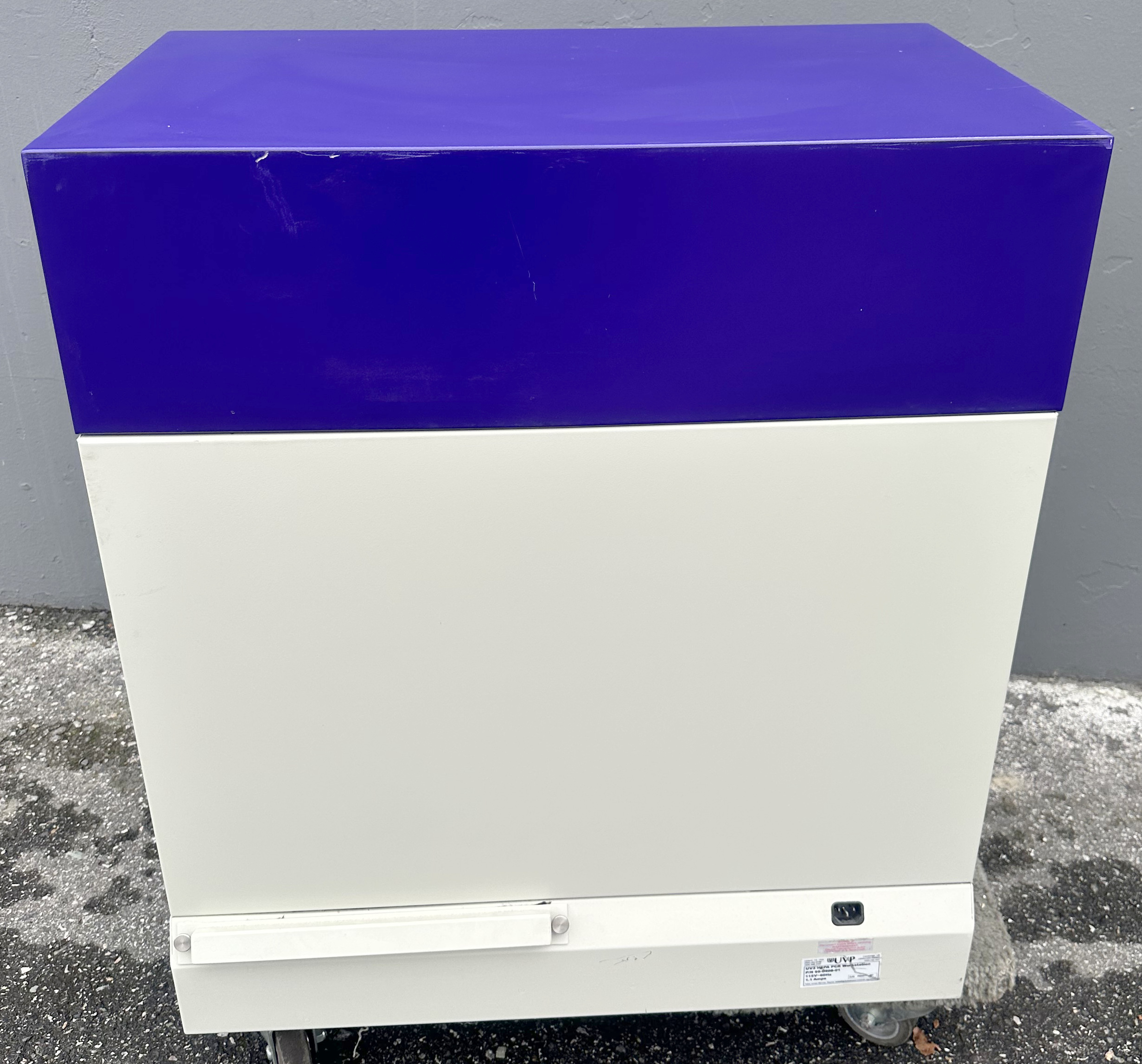 Used UV3 HEPA PCR Workstation