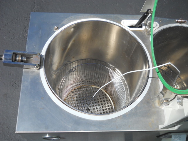 Refurbished Tuttnauer 3870ELVC Autoclave / Steam Sterilizer 208 Volt