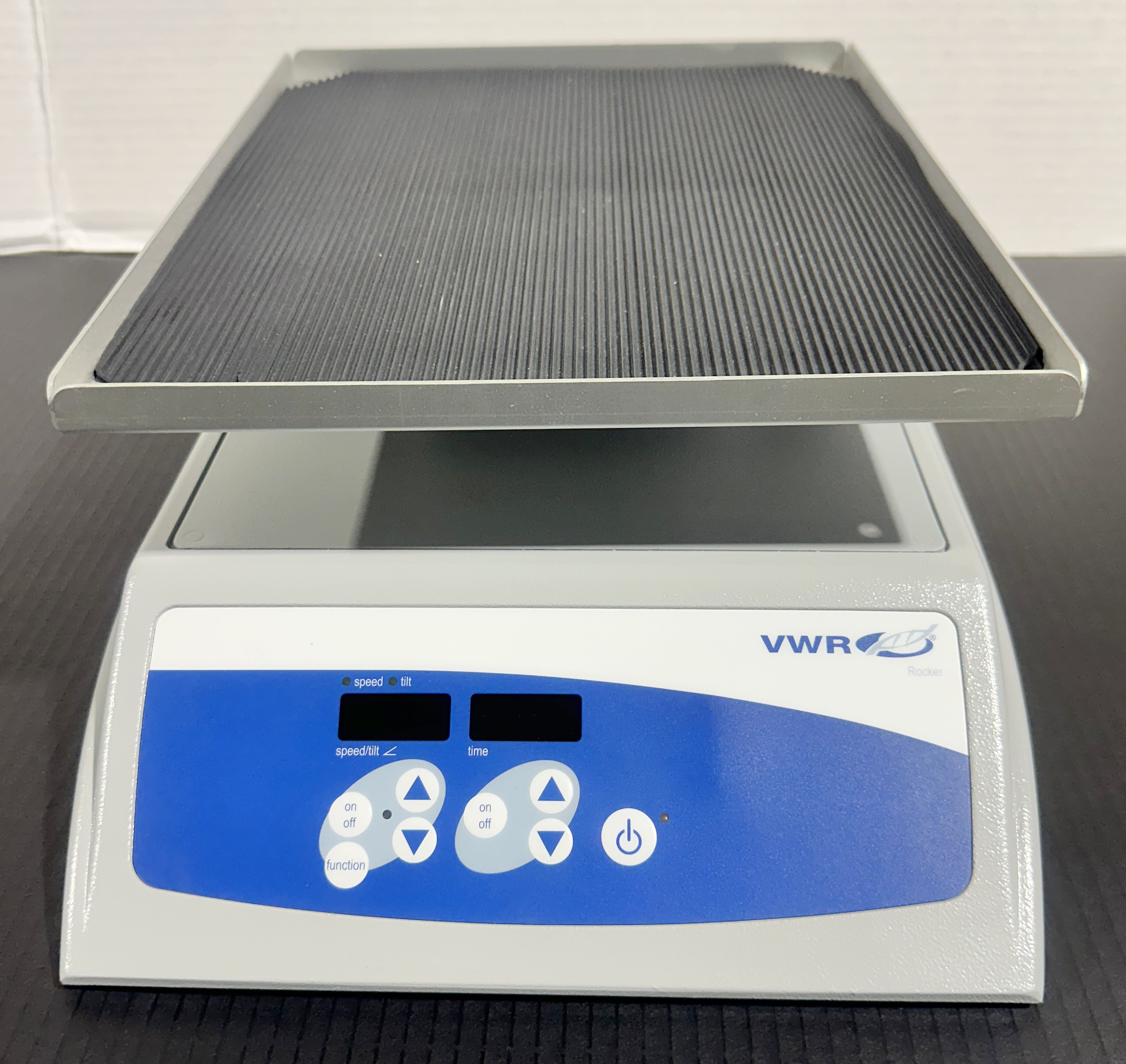 Refurbished VWR Digital Rocker