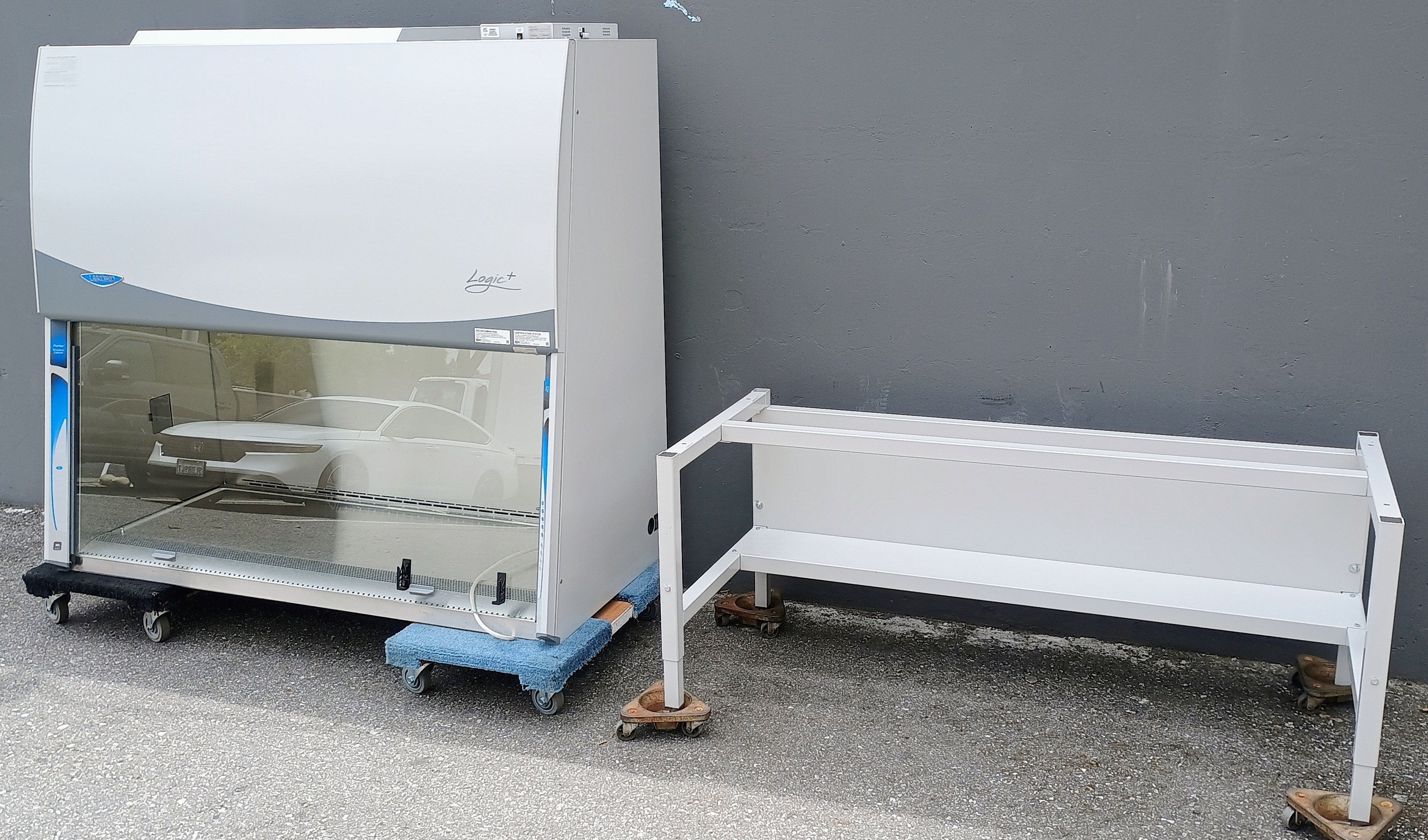 Refurbished Labconco 5ft. Purifier Logic+ Biosafety Cabinet