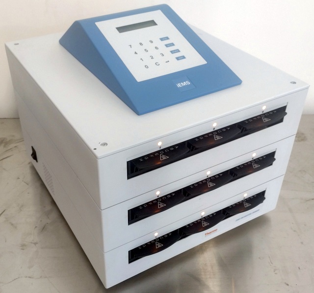 Refurbished Thermo iEMS 9-Place Microplate Incubator Shaker