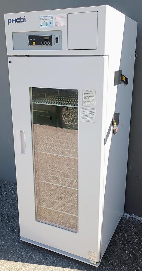 Refurbished PHCbi MPR-722-PA 4ºC Pharmaceutical Laboratory Refrigerator
