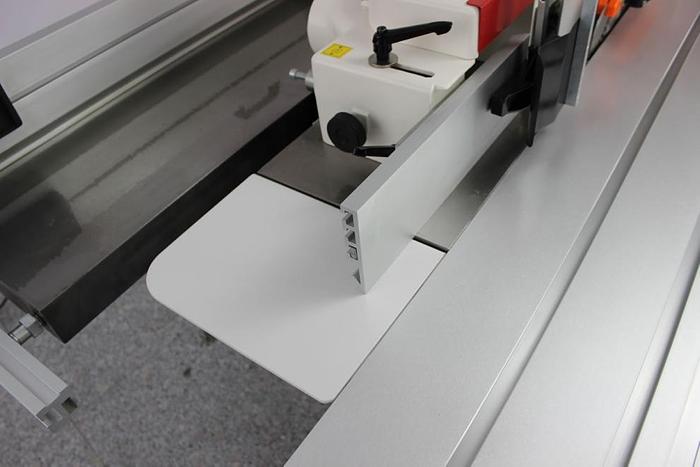 UNIVERSAL COMBINED SICAR MACODUELLE C400 CE