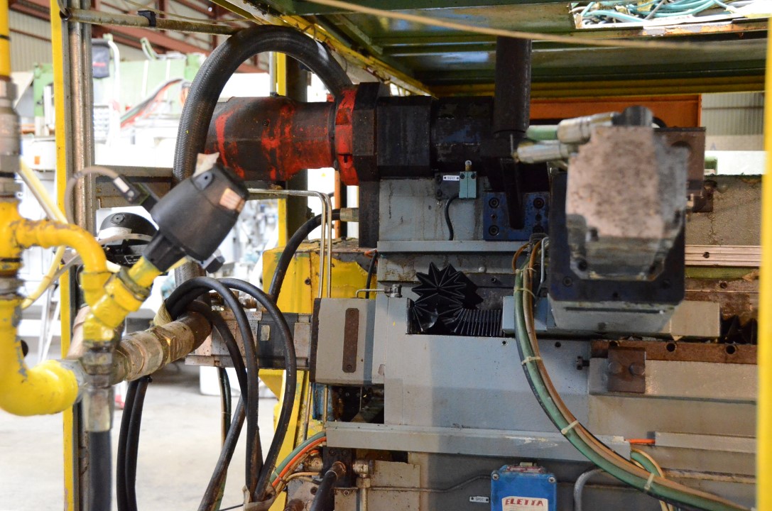 Usado 1997 ESTARTA 327 CNC Rectificadoras sin centros #4478