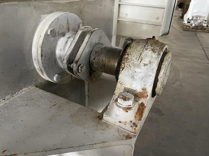 Used 30 CU. FT. LOWE RIBBON BLENDER - 304 S/S - 15 HP