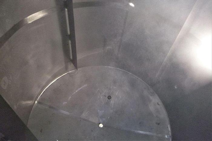 Used Tank, 2,000 Gallon, S/st, 86" X82", Agit, #S744133