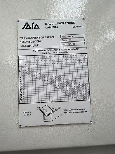 Usato PIEGATRICE SALA IDRAULICA  3050 X 70 TON