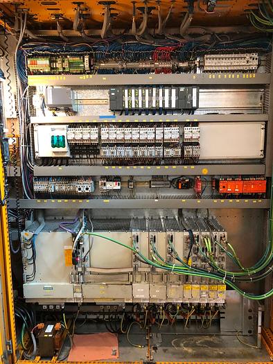 Utilisé Centre d'usinage MANDELLI