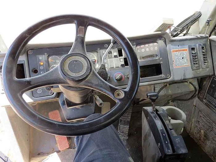 Used 2005 CATERPILLAR 775E