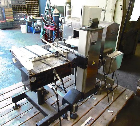 Used Detector, Metal, 12" x 4", Goring Kerr, Ishida Checkweigher #S742209